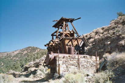 this headframe is about to collapse